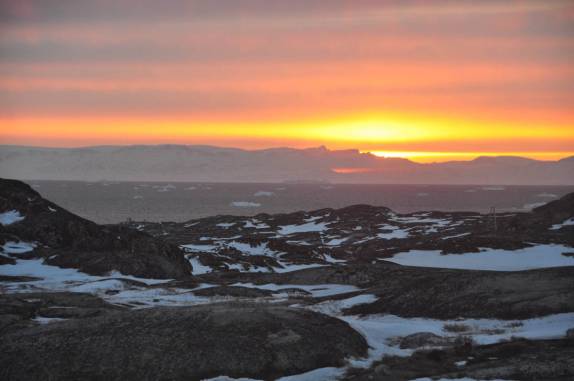 Um belo fim de tarde, às 10:30 da noite! (em Ilulissat, na Groelândia)